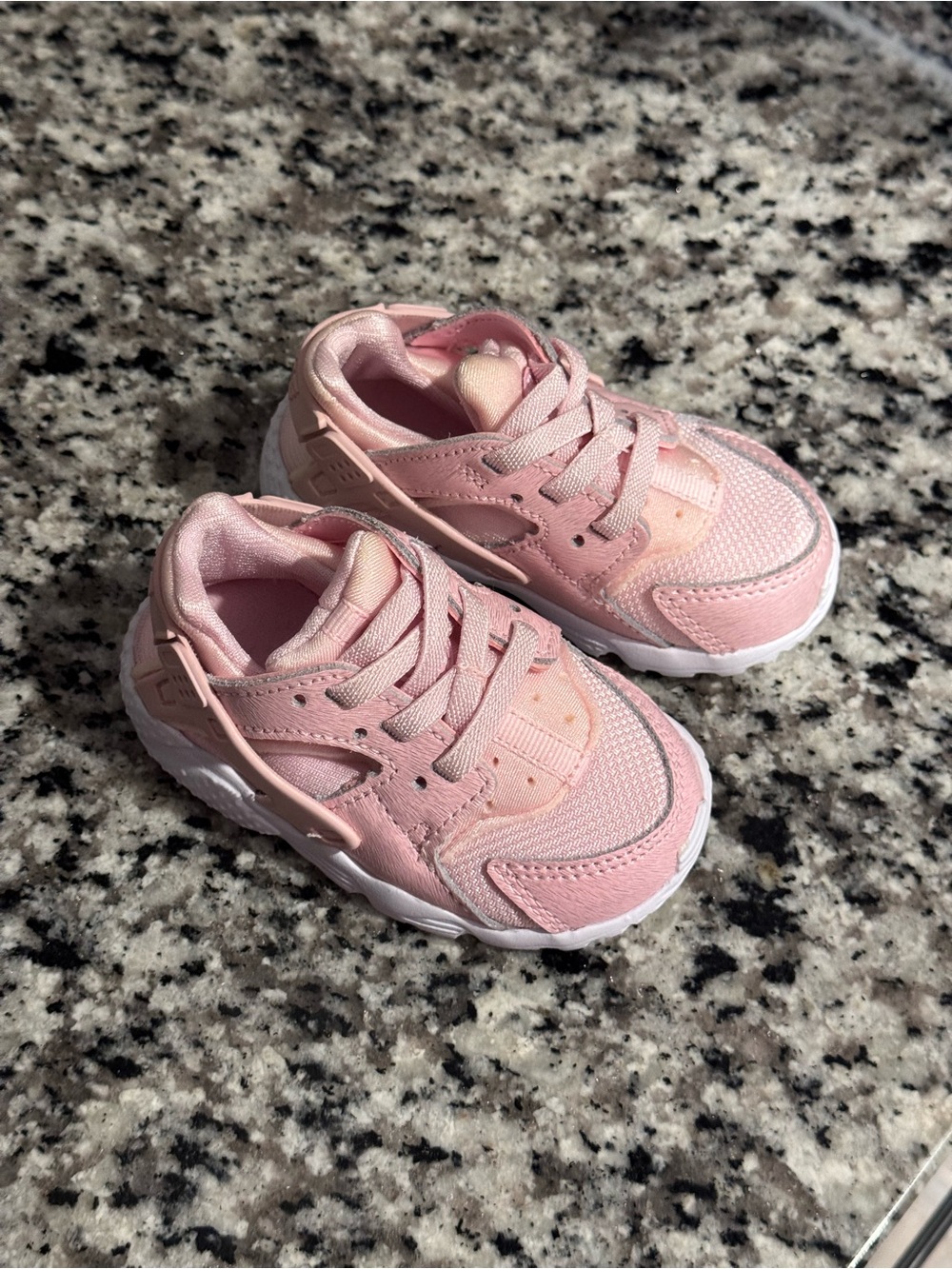Nike Huarache 5C Pink Sneakers - Lightweight Comfort